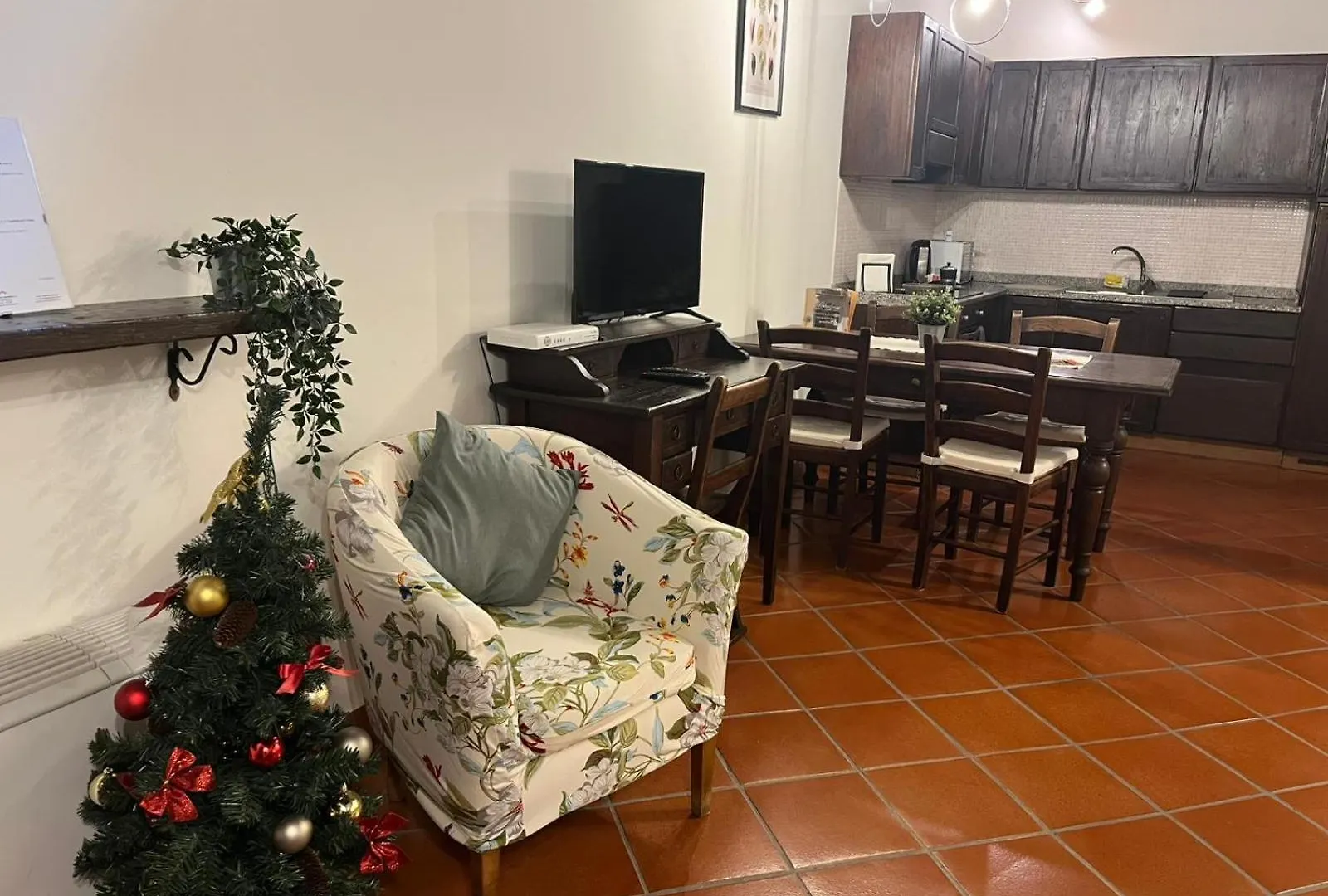 Apartment Bilocale Filomena Abbadesse Guest House Milan Italy